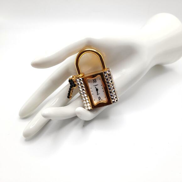 Vintage Timex Rhinestone Lock Style Watch, Needs Battery, Japan Mt, Quartz - Picture 8 of 10